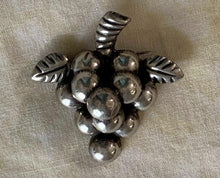 Load image into Gallery viewer, Mexican Silver Grapes Pin
